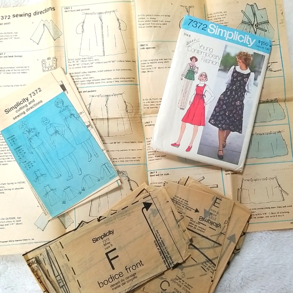 Vintage Sewing Pattern - image 2